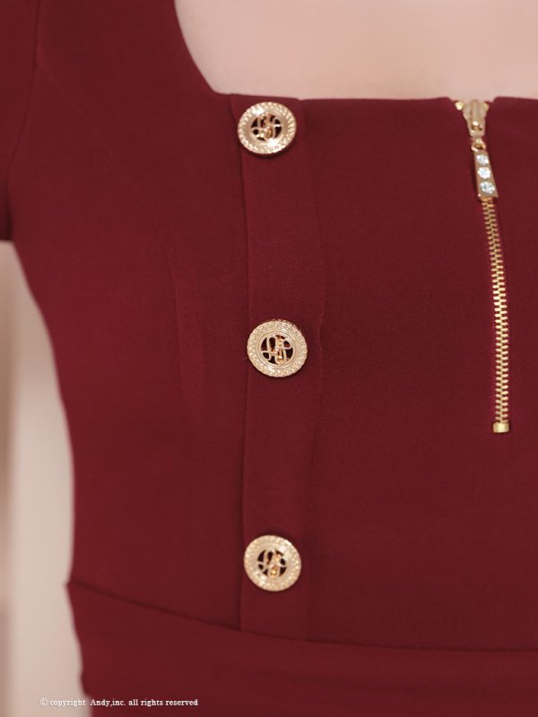 ワインレッド モデル:着用サイズ:Sサイズ