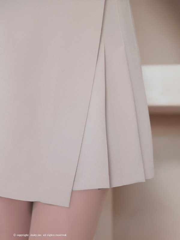 画像9: XSサイズあり【ANDY/アンディ】ハーフスリーブ/ 袖あり/ スクエアネック/ バストジッパー/ ボタン/ バックリボン/ プリーツ/ フレア/ ミニドレス/ キャバドレス[OF05]