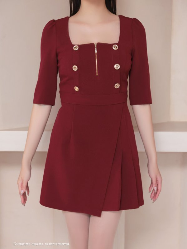 ワインレッド モデル:着用サイズ:Sサイズ