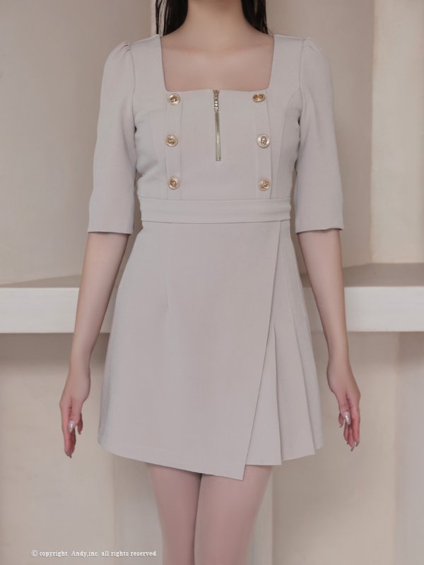 ベージュ モデル:着用サイズ:Sサイズ