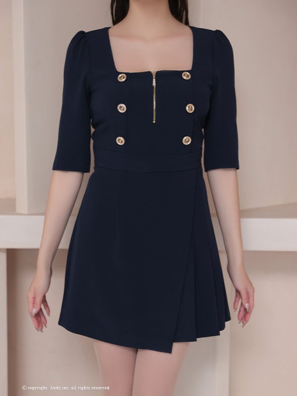 ネイビー モデル:着用サイズ:Sサイズ