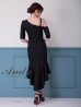 ブラック モデル：あみ　身長：163cm　着用サイズ：Sサイズ
