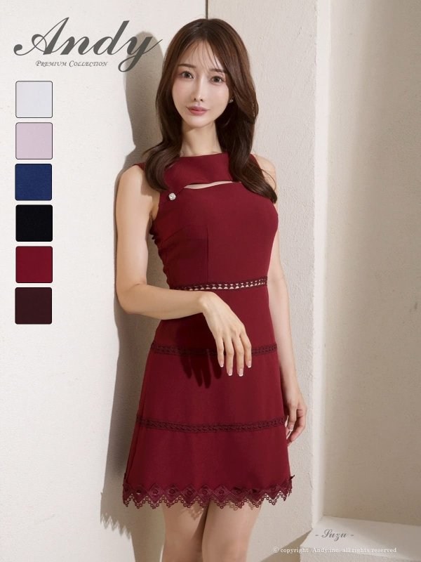 ワインレッド　モデル：すず　着用サイズ：Sサイズ