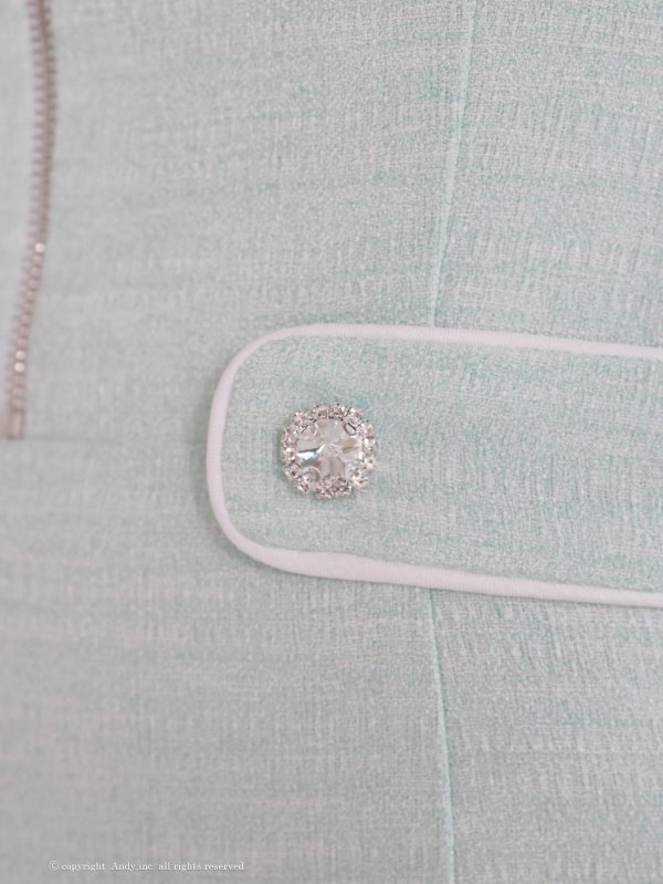 ミント モデル:七瀬みほ 身長:162cm 着用サイズ:Sサイズ