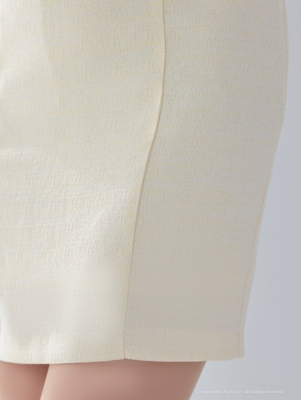 イエロー モデル:七瀬みほ 身長:162cm 着用サイズ:Sサイズ