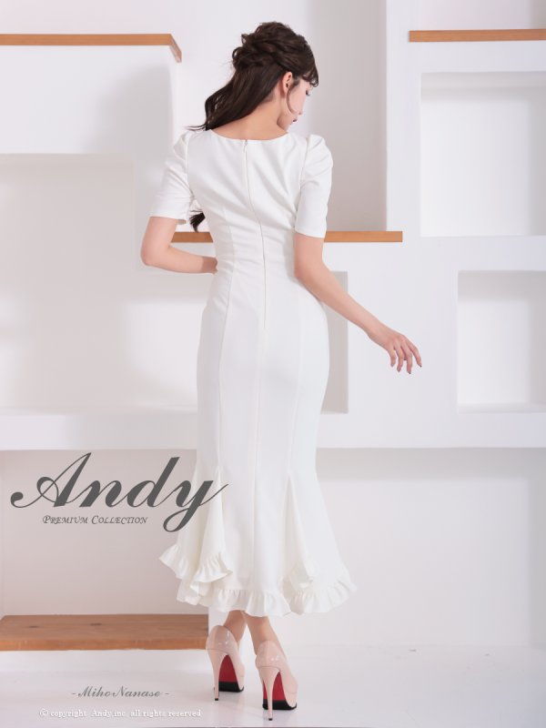 ホワイト モデル:七瀬みほ 身長:162cm 着用サイズ:Sサイズ