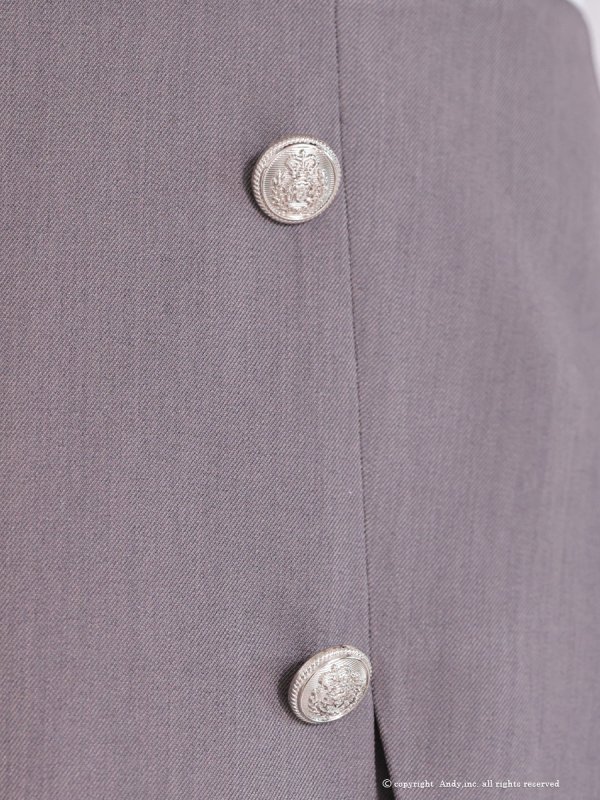 グレーホワイト モデル:七瀬みほ 身長:162cm 着用サイズ:Sサイズ