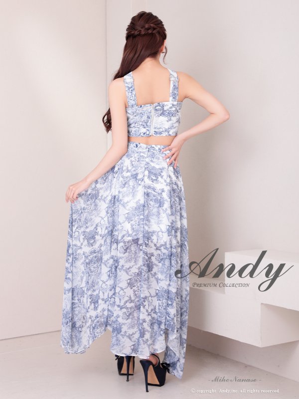 ホワイトネイビー モデル:七瀬みほ 身長:162cm 着用サイズ:Sサイズ