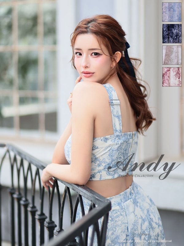 ブルー モデル:あみ 身長:163cm 着用サイズ:Sサイズ