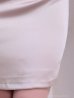 ベージュ