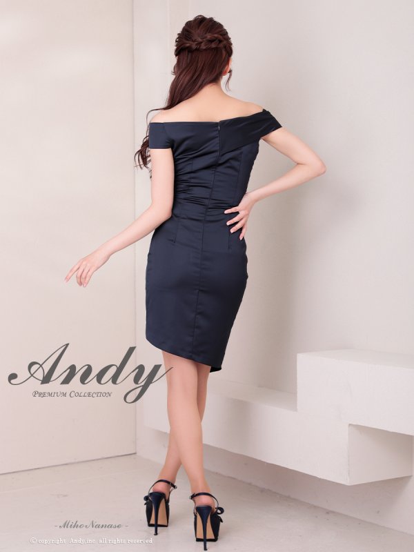 ネイビー モデル：七瀬みほ　身長：162cm　着用サイズ：Sサイズ