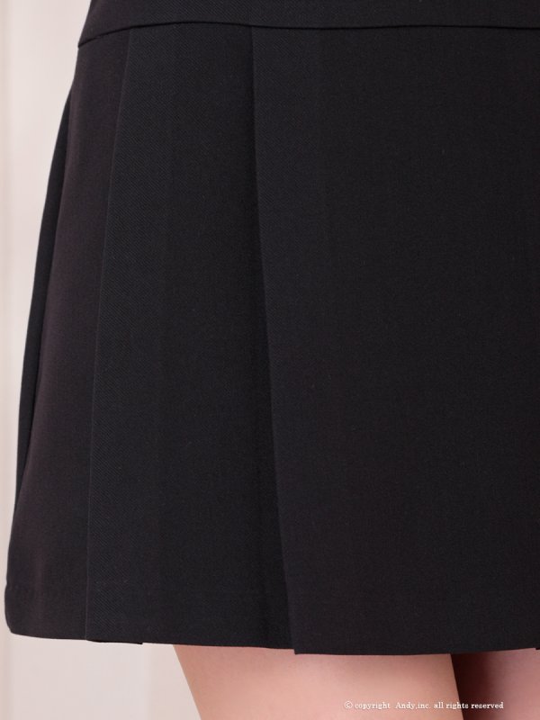 ブラック モデル：七瀬みほ　身長：162cm　着用サイズ：Sサイズ