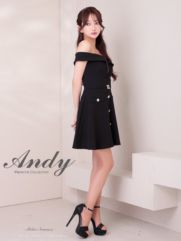 ブラック モデル：七瀬みほ　身長：162cm　着用サイズ：Sサイズ