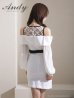 ホワイト　モデル：すず　着用サイズ：Sサイズ
