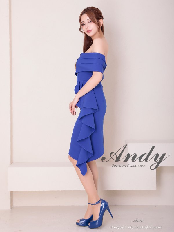 ロイヤルブルー モデル：あみ　身長：163cm　着用サイズ：Sサイズ