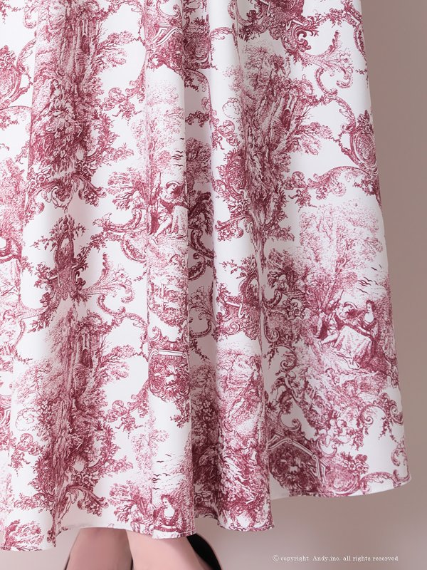 レッド　 モデル：七瀬みほ　身長：162cm　着用サイズ：Sサイズ