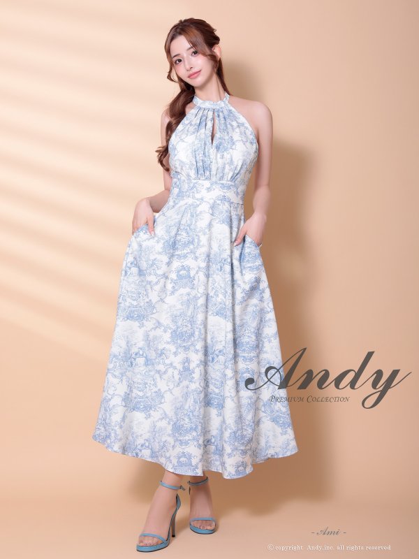 ホワイトブルー　 モデル：あみ　身長：163cm　着用サイズ：Sサイズ