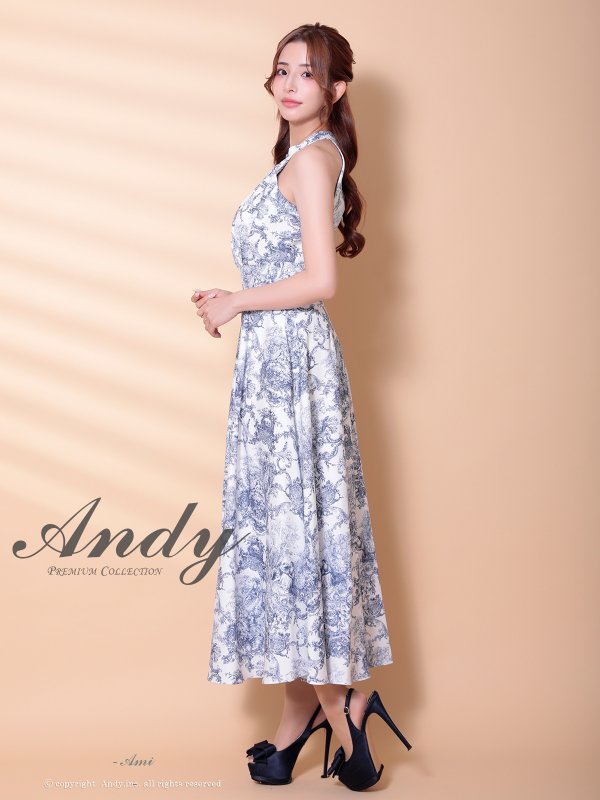 ホワイトネイビー　 モデル：あみ　身長：163cm　着用サイズ：Sサイズ