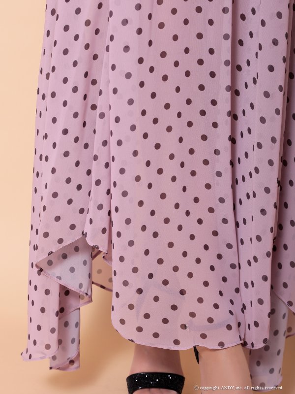 ピンク モデル：あみ　身長：163cm　着用サイズ：Sサイズ