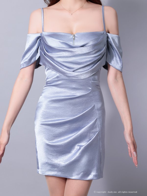 ブルー モデル：あみ　身長：163cm　着用サイズ：Sサイズ