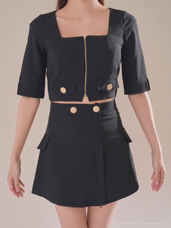 ブラック　モデル：七瀬みほ　身長：162cm　着用サイズ：Sサイズ