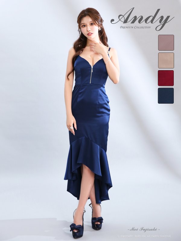 ネイビー　モデル：藤咲めい　着用サイズ：Ｓサイズ