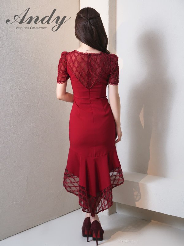 ワインレッド　モデル：ゆうな　着用サイズ：Sサイズ