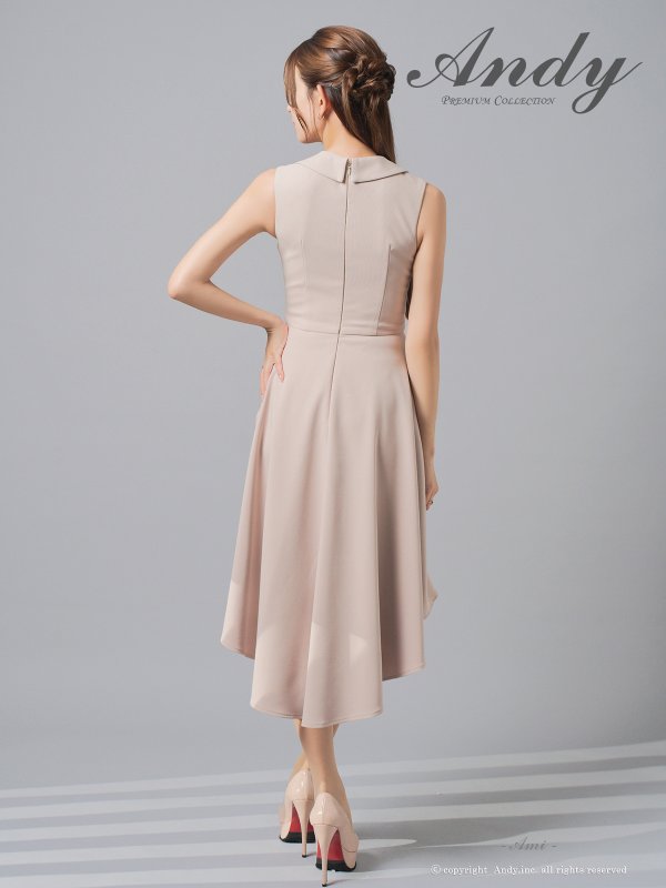 ベージュ　モデル：あみ　身長：163cm　着用サイズ：Sサイズ