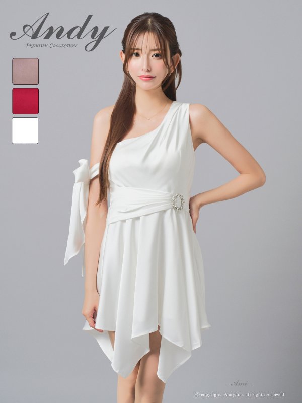 ホワイト　モデル：あみ　身長：163cm　着用サイズ：Sサイズ