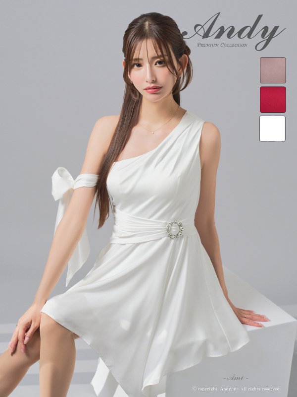 ホワイト　モデル：あみ　身長：163cm　着用サイズ：Sサイズ