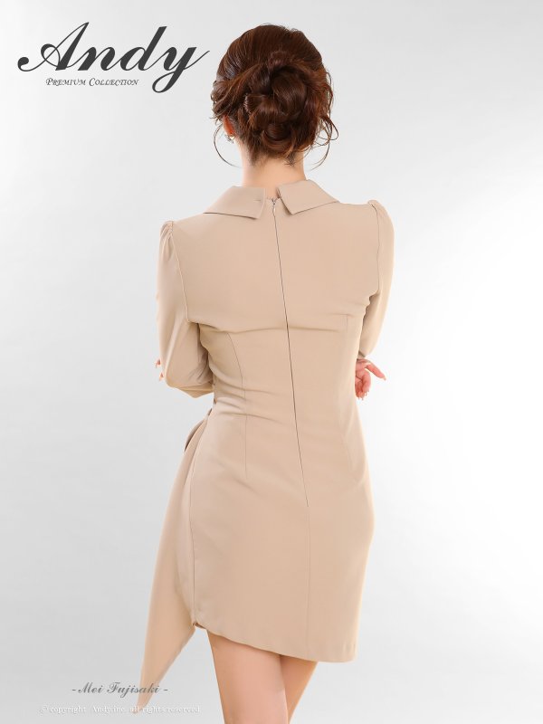 ベージュ　着用サイズ：Sサイズ