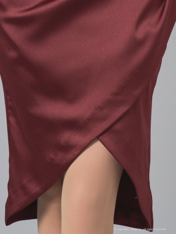 ワインレッド　モデル：あみ　身長：163cm　着用サイズ：Sサイズ