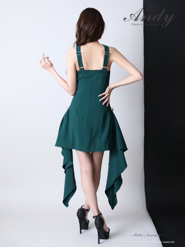 グリーン モデル：七瀬みほ　身長：162cm　着用サイズ：Sサイズ