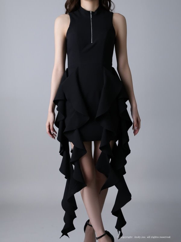 ブラック モデル：七瀬みほ　身長：162cm　着用サイズ：Sサイズ