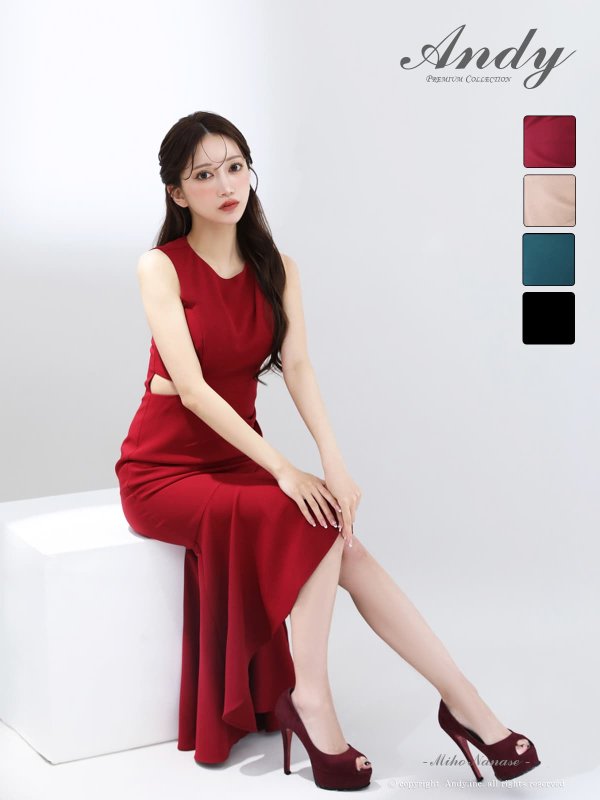 バーガンディ モデル：七瀬みほ　身長：162cm　着用サイズ：Sサイズ