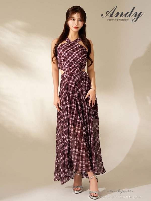 バーガンディ　モデル：藤咲めい　着用サイズ：Sサイズ