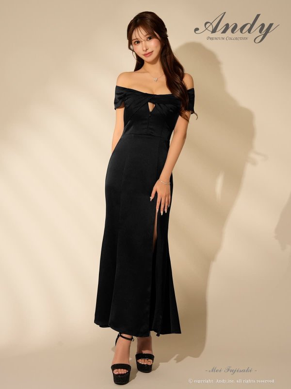 ブラック　モデル：藤咲めい　着用サイズ：Sサイズ