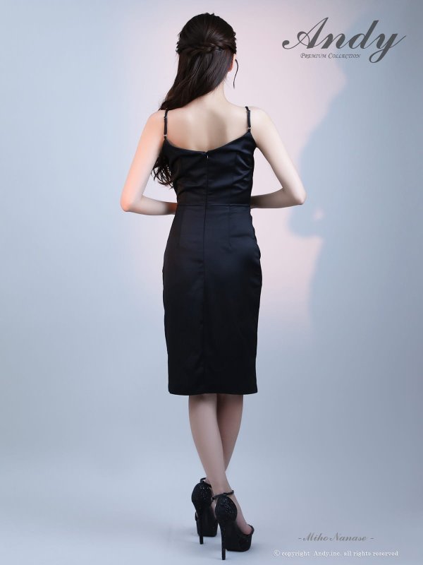 ブラック モデル：七瀬みほ　身長：162cm　着用サイズ：Sサイズ