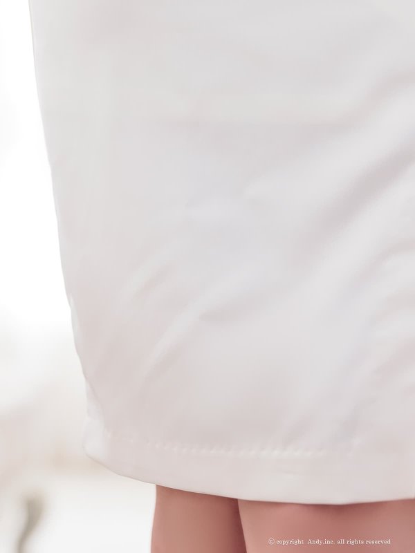 オフホワイト　モデル：らら　身長：160.5cm　着用サイズ：Sサイズ