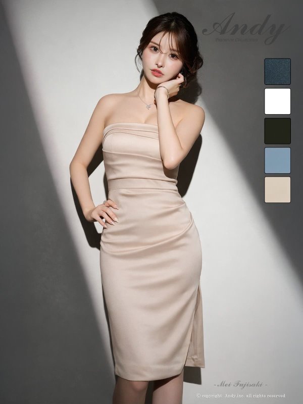 シャンパンゴールド　モデル：藤崎めい　身長：159cm　着用サイズ：XSサイズ