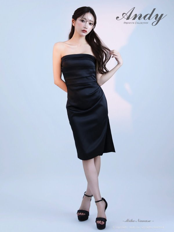 ブラック モデル：七瀬みほ　身長：162cm　着用サイズ：XSサイズ