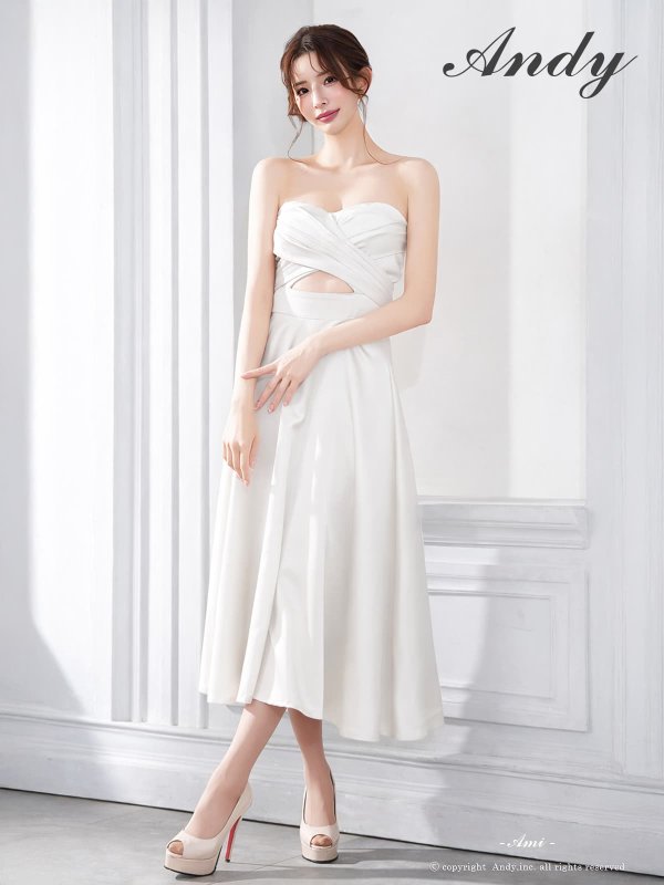 オフホワイト　モデル：あみ　身長：163cm　着用サイズ：Sサイズ