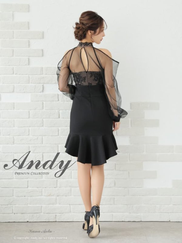 ブラック　モデル：青田夏奈　身長：163cm　着用サイズ：Sサイズ