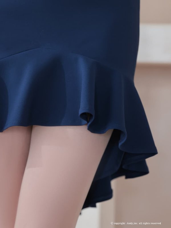 ネイビー　 モデル：あみ　身長：163cm　着用サイズ：Sサイズ