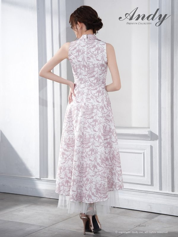 ホワイトxピンク　モデル：あみ　身長：163cm　着用サイズ：Sサイズ