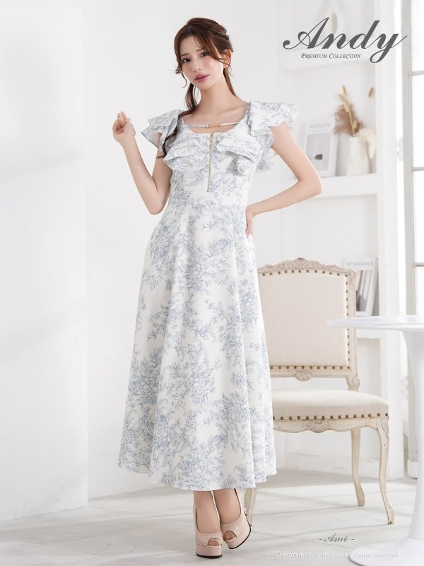 アイボリーxブルー　モデル：あみ　身長：163cm　着用サイズ：Sサイズ