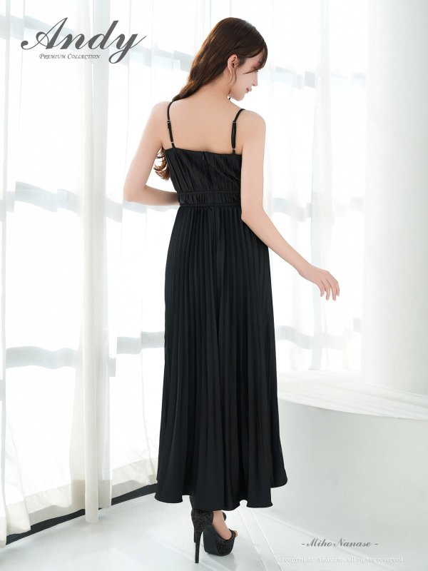 ブラック　モデル：七瀬みほ　身長：162cm　着用サイズ：Sサイズ