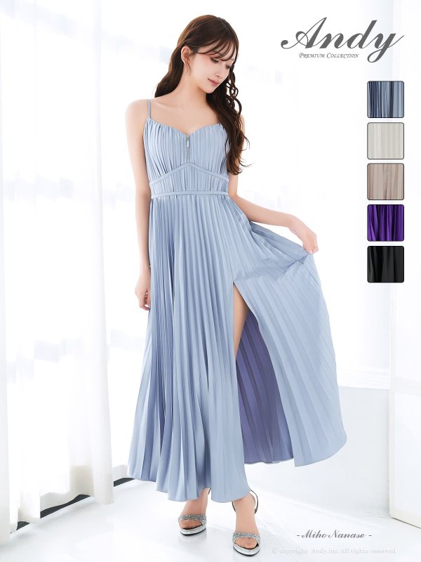 ブルー　モデル：七瀬みほ　身長：162cm　着用サイズ：Sサイズ