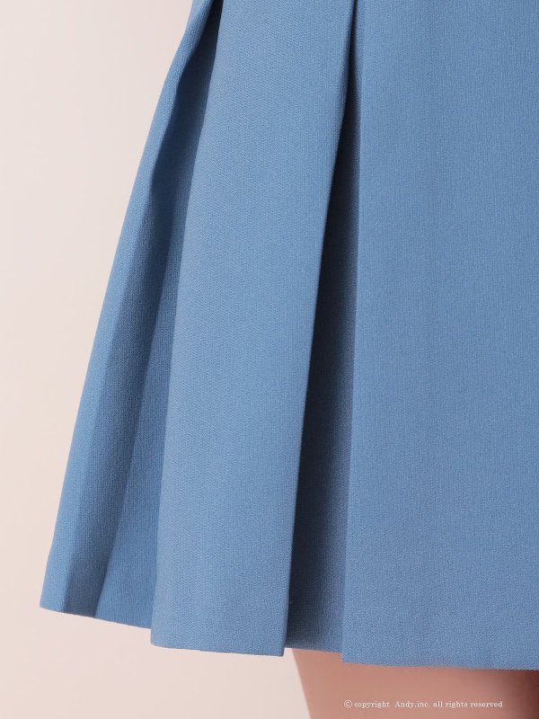 ブルー　モデル：七瀬みほ　身長：162cm　着用サイズ：Sサイズ　