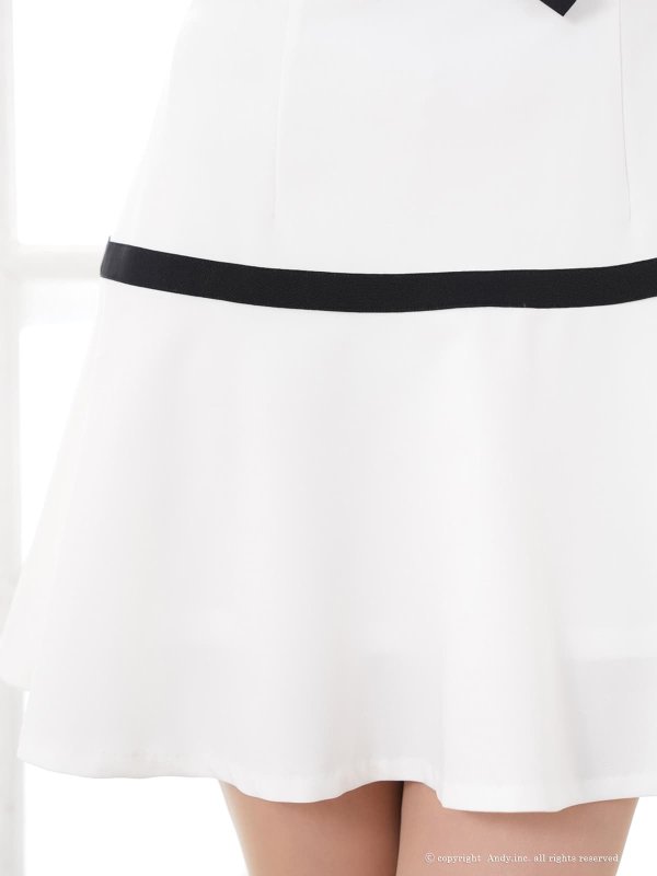 ホワイト　モデル：あみ　身長：163cm　着用サイズ：Sサイズ